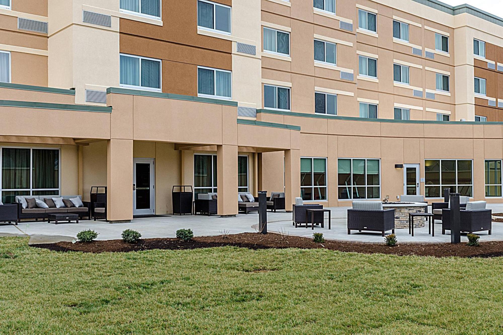 Courtyard By Marriott Somerset Dış mekan fotoğraf