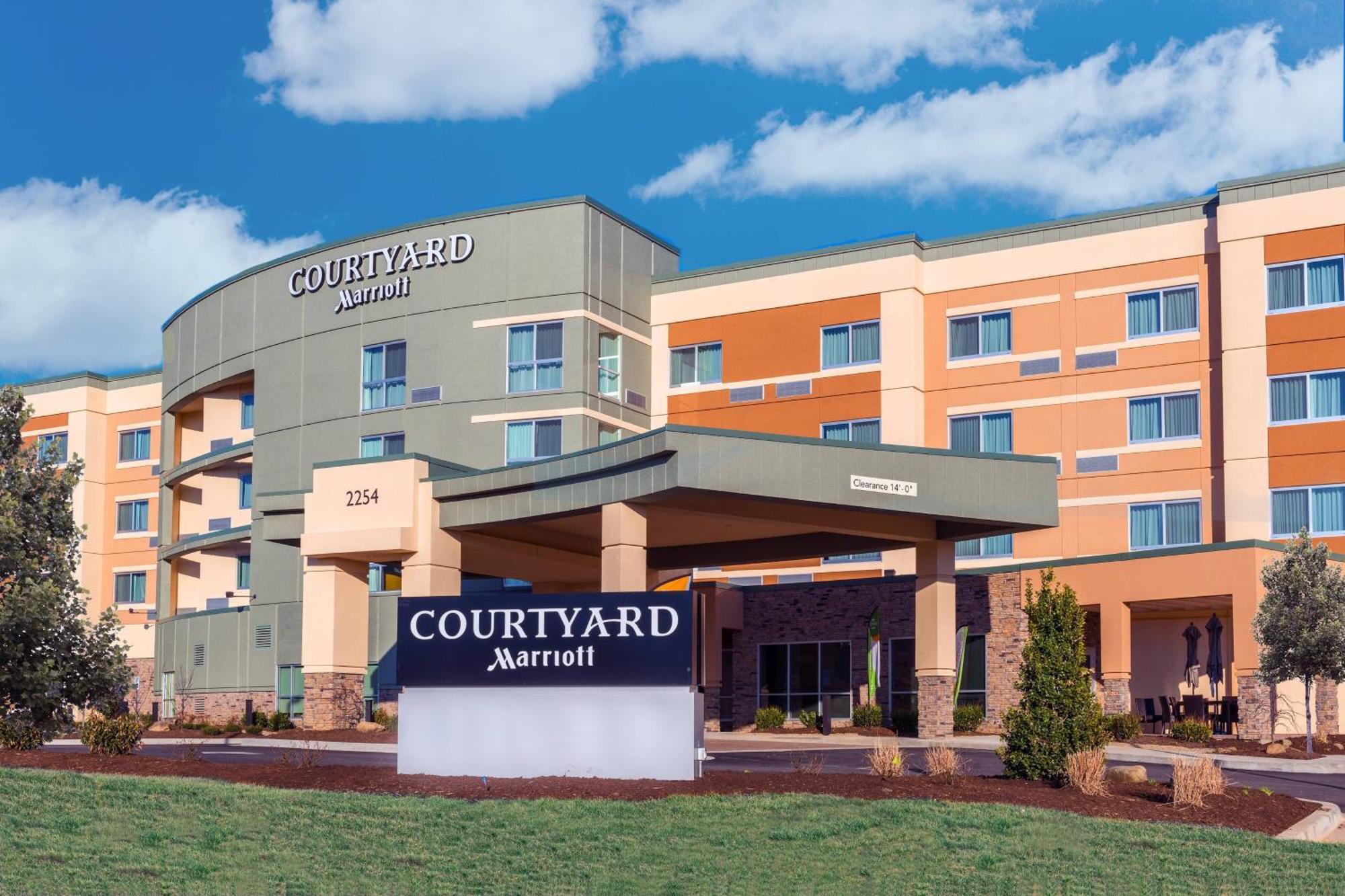 Courtyard By Marriott Somerset Dış mekan fotoğraf